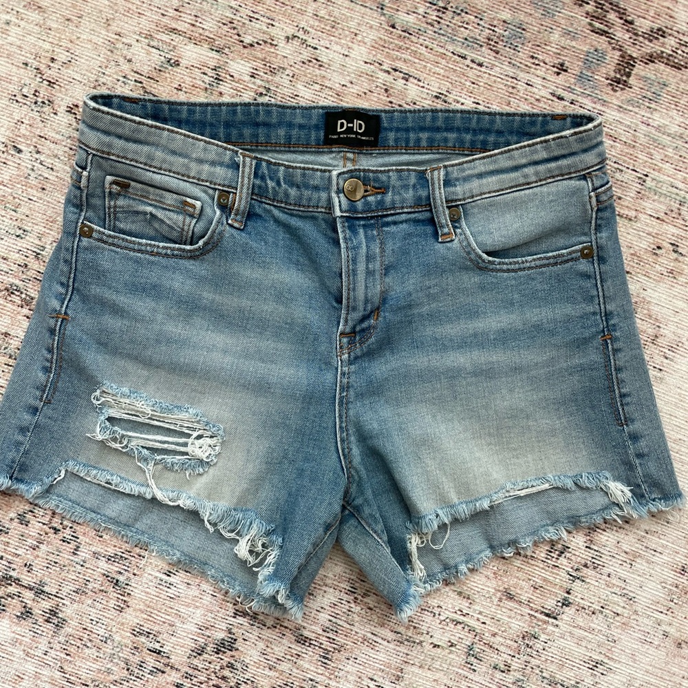 REVOLVE Designer Brand D-ID Denim Shorts | Size 26 | Relaxed Boyfriend Fit